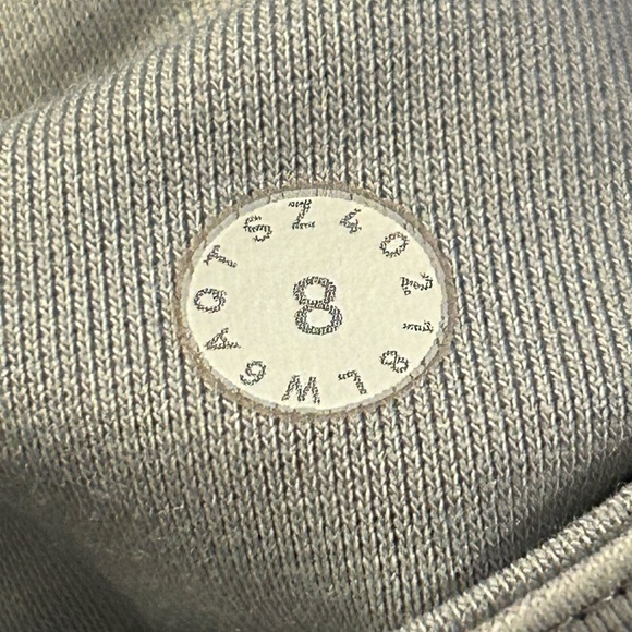 Lululemon Train Times Crop *21"
Wee Are From Space Ice Grey Alpine White size 8 - Picture 5 of 12